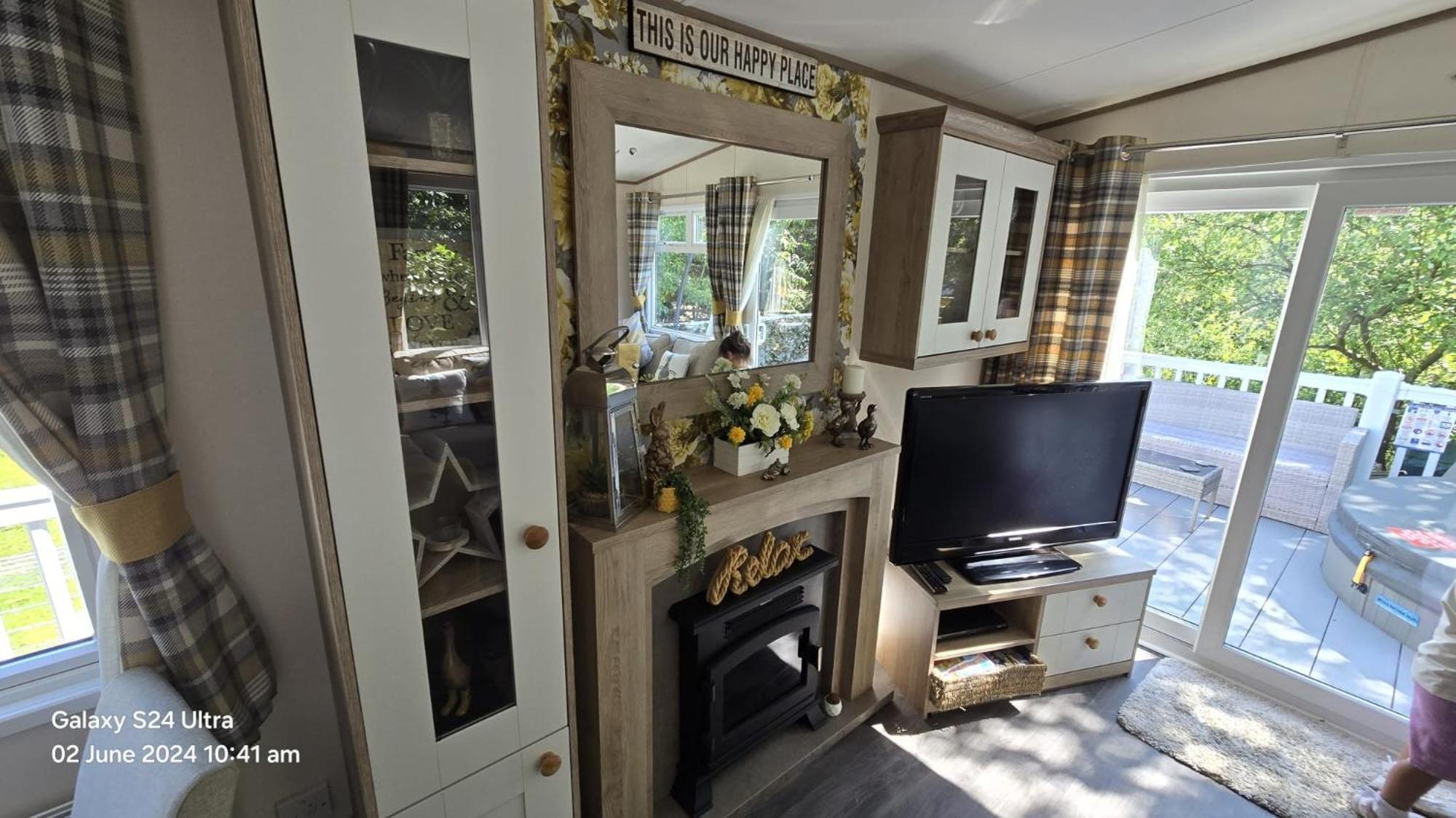 Luxury Lakeside Caravan With Hottub And Private Fishing Peg, Tattershall Lakes Exterior foto